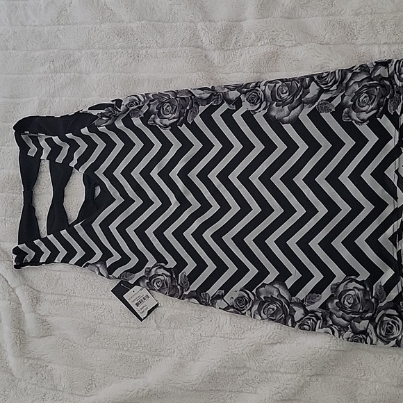 Black and white mini dress - Picture 1 of 8